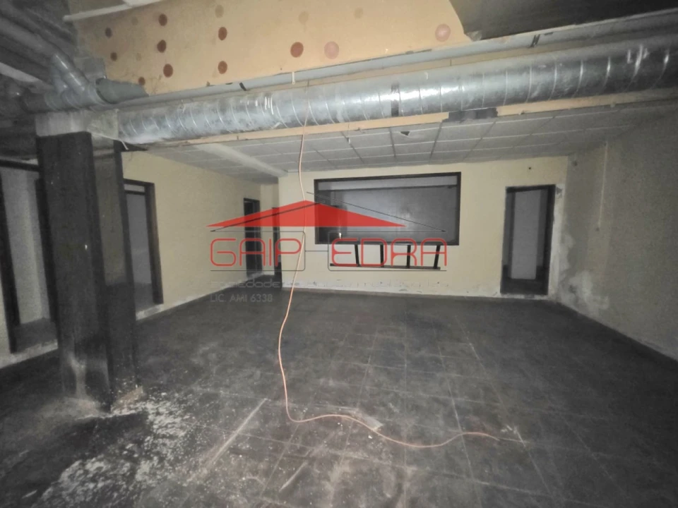 Loja para Venda em Paredes Foto 21