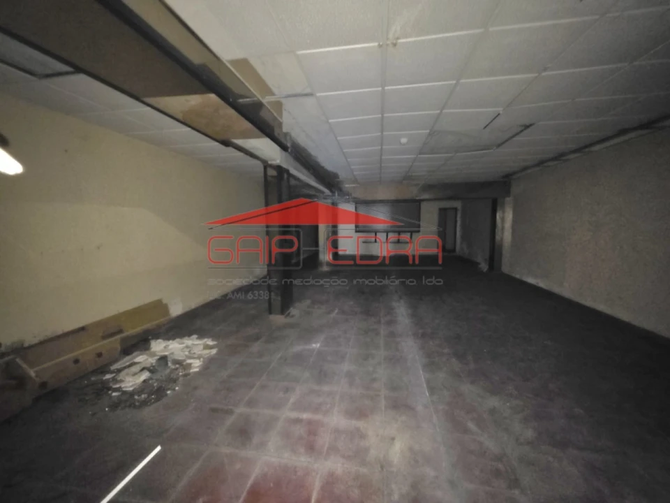 Loja para Venda em Paredes Foto 18