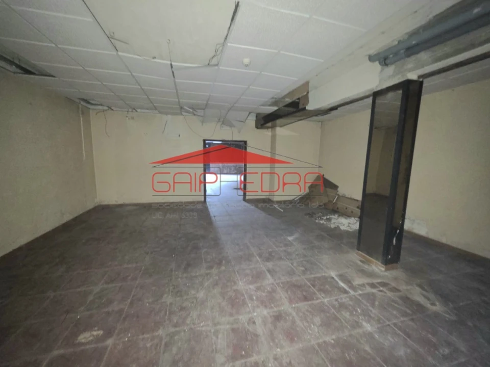 Loja para Venda em Paredes Foto 17