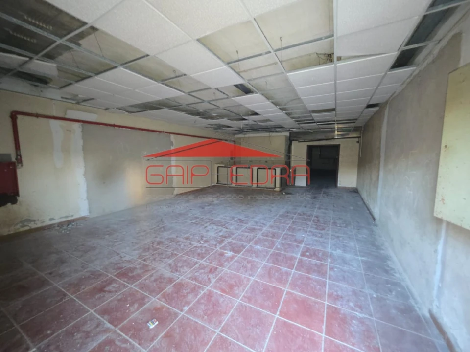 Loja para Venda em Paredes Foto 14