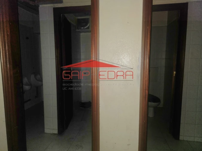 Loja para Venda em Paredes Foto 24