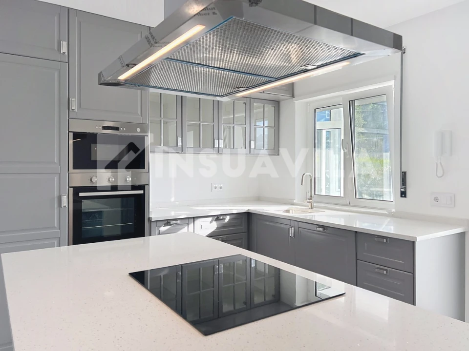 Moradia T4 para Venda em Vilar de Mouros Foto 14