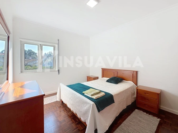 Moradia T4 para Venda em Vilar de Mouros Foto 21