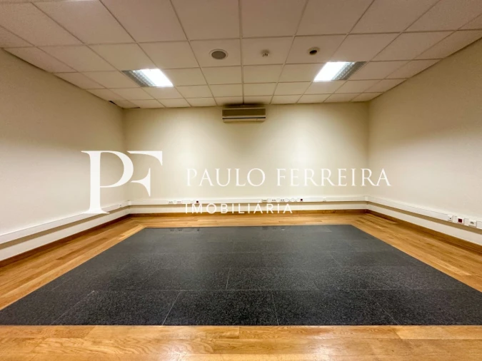 Escritório para Arrendamento em Valongo Foto 27