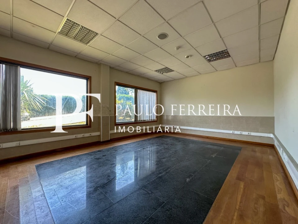 Escritório para Arrendamento em Valongo Foto 29