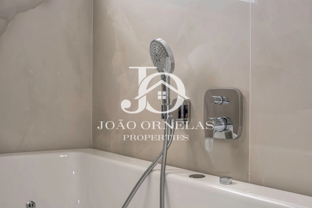 Moradia T3 para Venda em São Martinho Foto 22