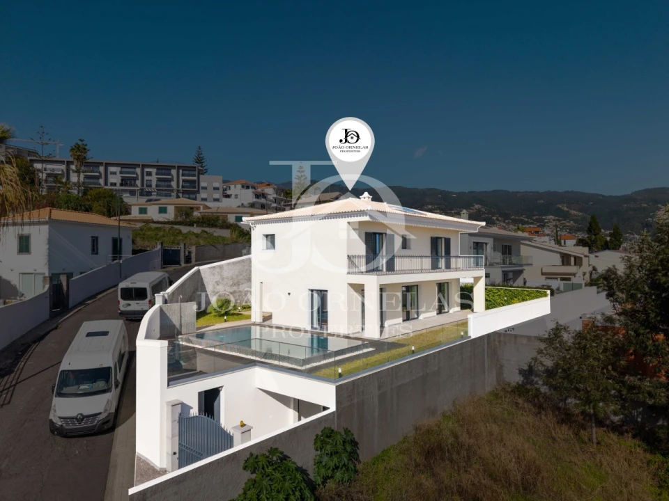 Moradia T3 para Venda em São Martinho Foto 3