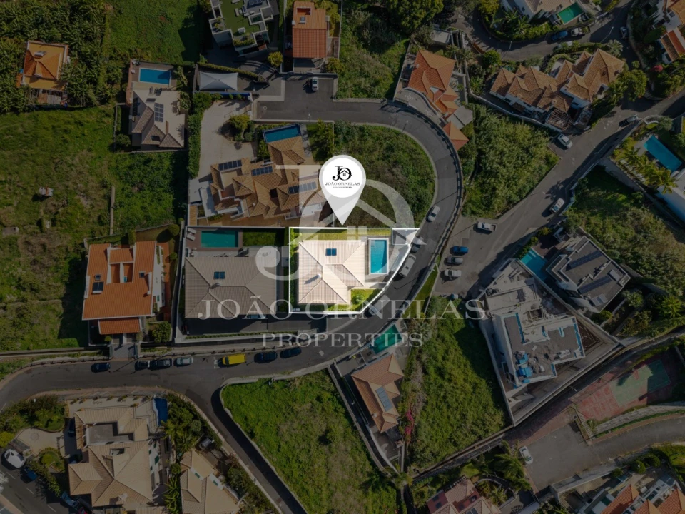 Moradia T3 para Venda em São Martinho Foto 12