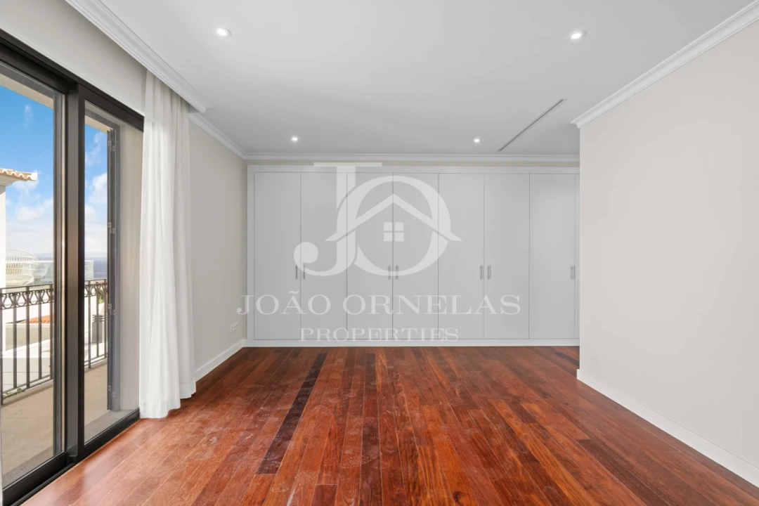 Moradia T3 para Venda em São Martinho Foto 35