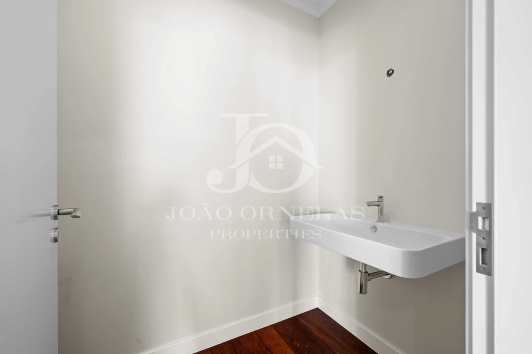 Moradia T3 para Venda em São Martinho Foto 56