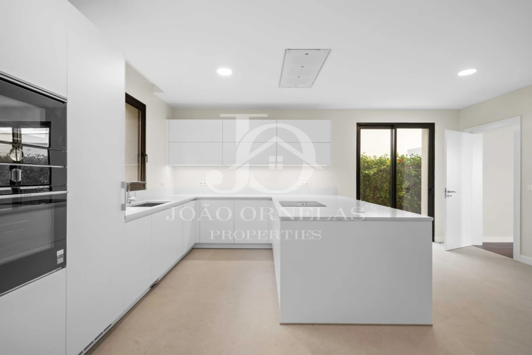 Moradia T3 para Venda em São Martinho Foto 59