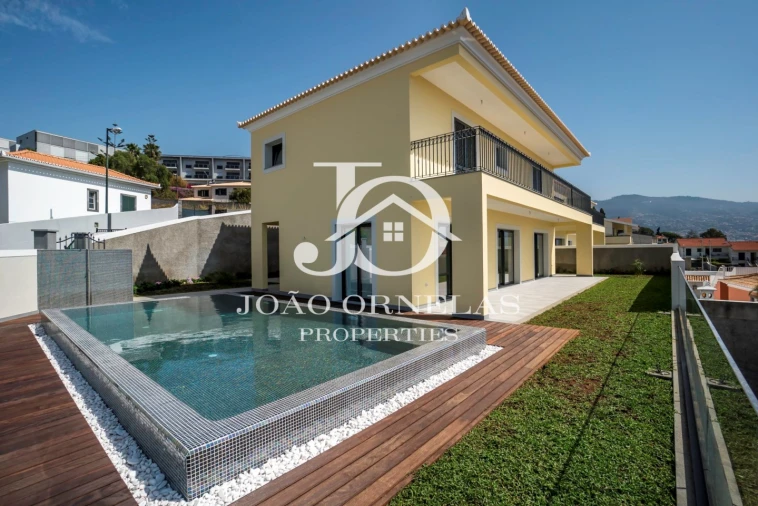 Moradia T3 para Venda em São Martinho Foto 5