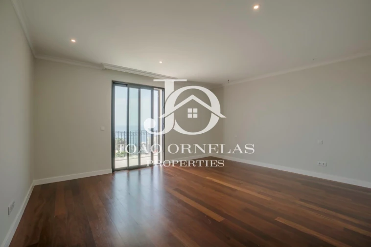 Moradia T3 para Venda em São Martinho Foto 17