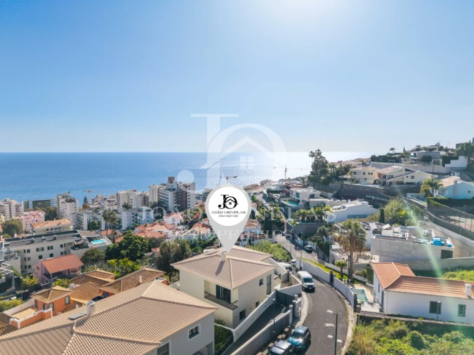 Moradia T3 para Venda em São Martinho Foto 9