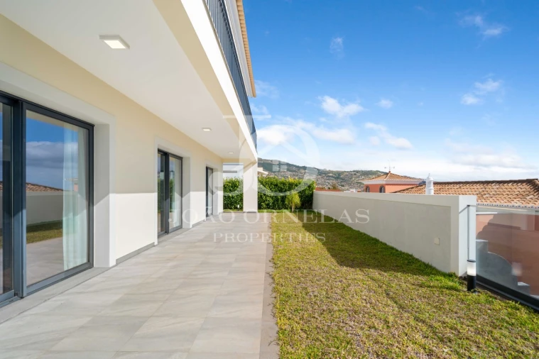 Moradia T3 para Venda em São Martinho Foto 20