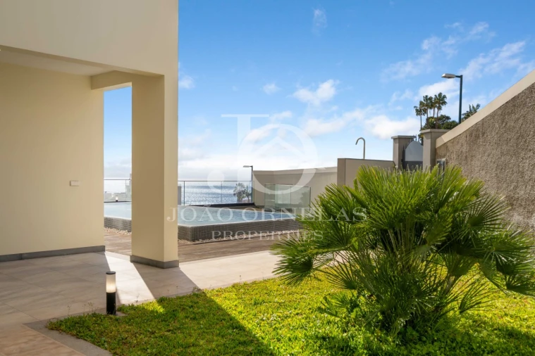 Moradia T3 para Venda em São Martinho Foto 25