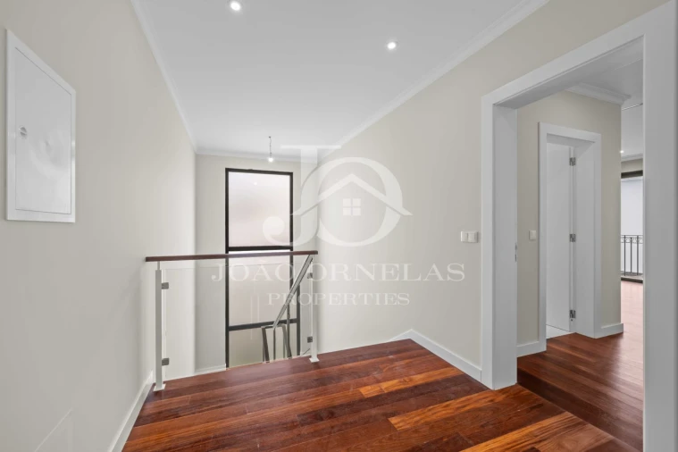 Moradia T3 para Venda em São Martinho Foto 31