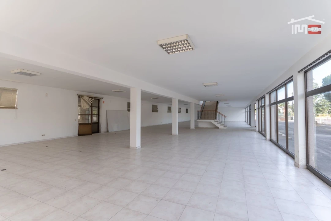 Armazém para Arrendamento em Nossa Senhora da Piedade Foto 8