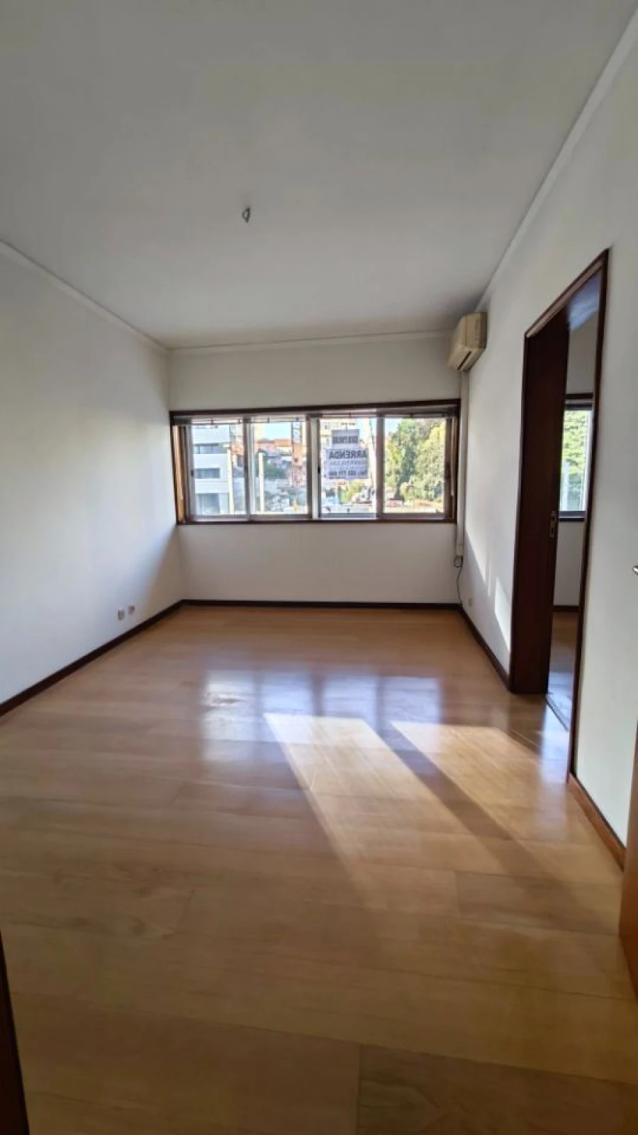 Escritório para Arrendamento em Arcozelo Foto 6