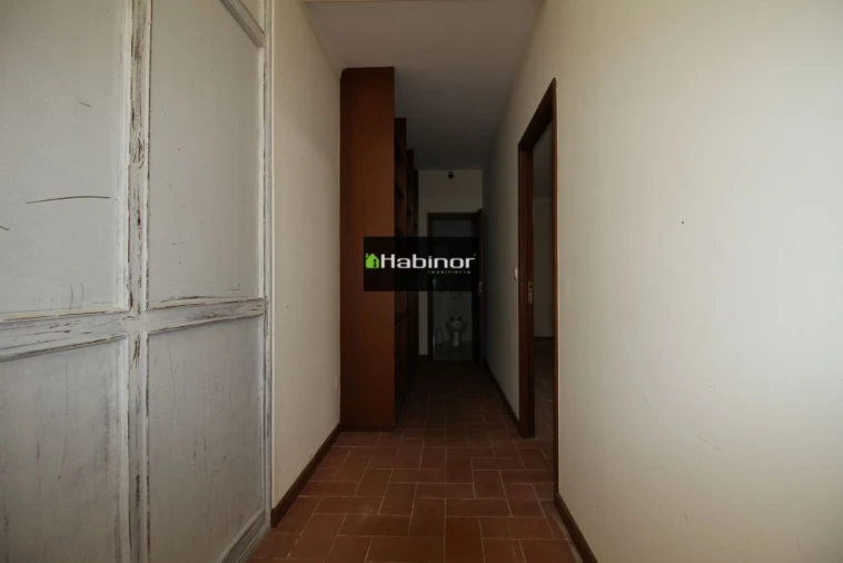 Loja para Arrendamento em Santa Maria Maior e Monserrate e Meadela Foto 5