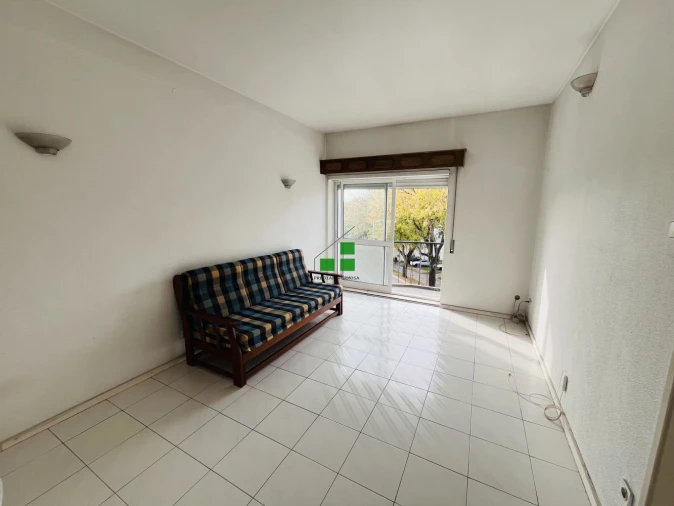 Apartamento T1 para Venda em Paranhos Foto 2