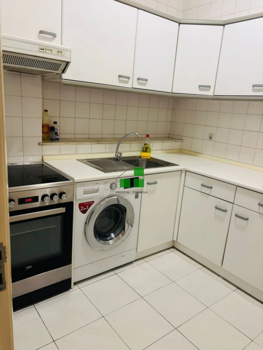 Apartamento T1 para Venda em Paranhos Foto 11