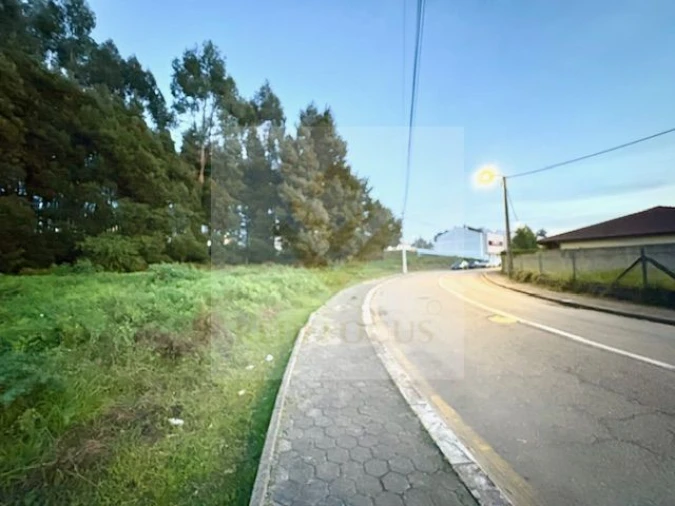 Terreno para Venda em Serzedo e Perosinho Foto 10