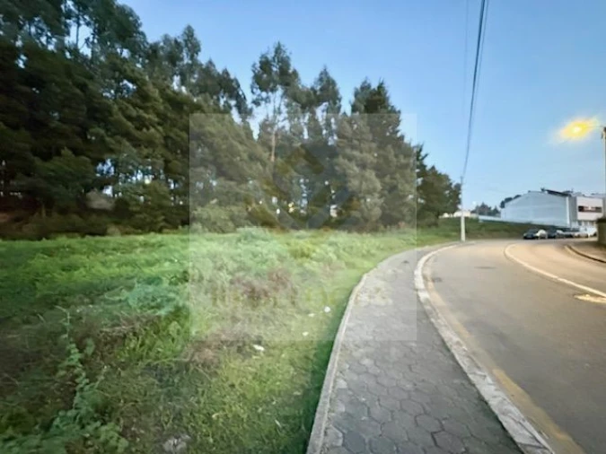 Terreno para Venda em Serzedo e Perosinho Foto 11