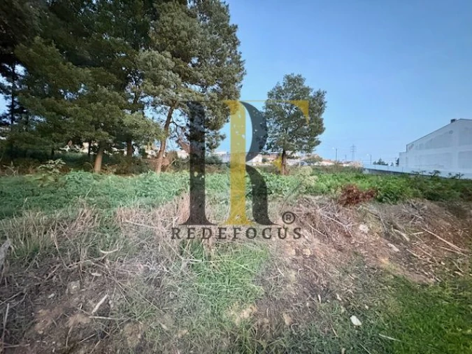 Terreno para Venda em Serzedo e Perosinho Foto 3