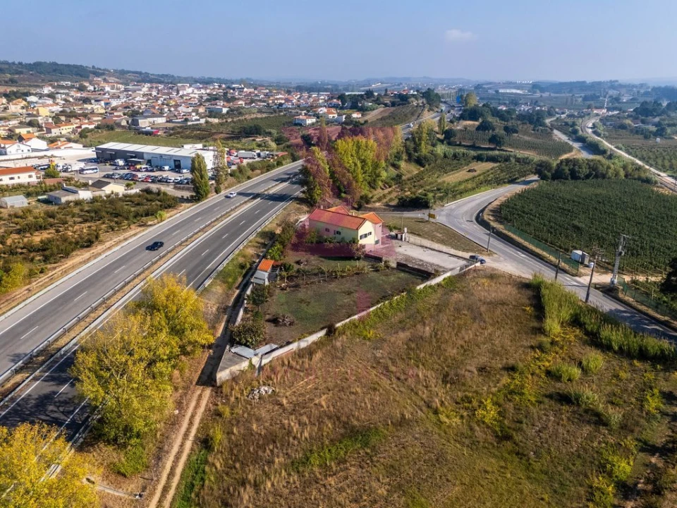 Moradia T3 para Venda em Roliça Foto 11