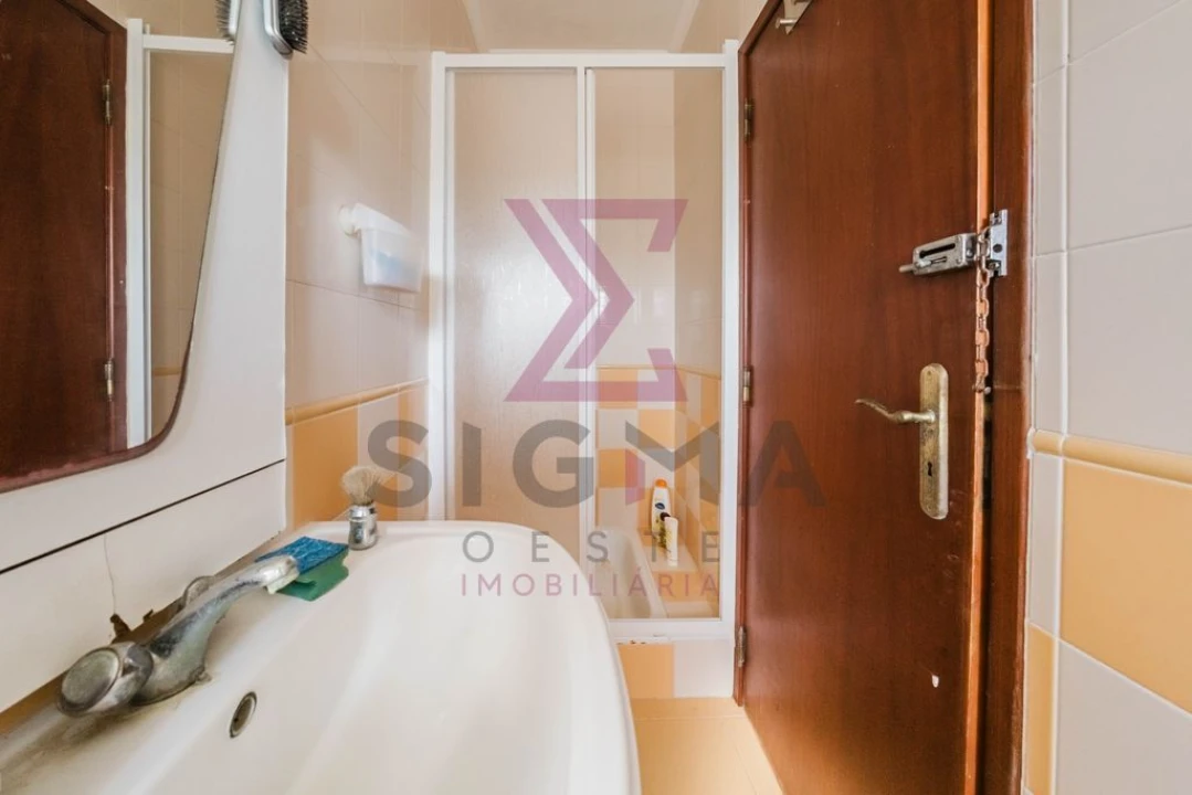 Moradia T3 para Venda em Roliça Foto 26