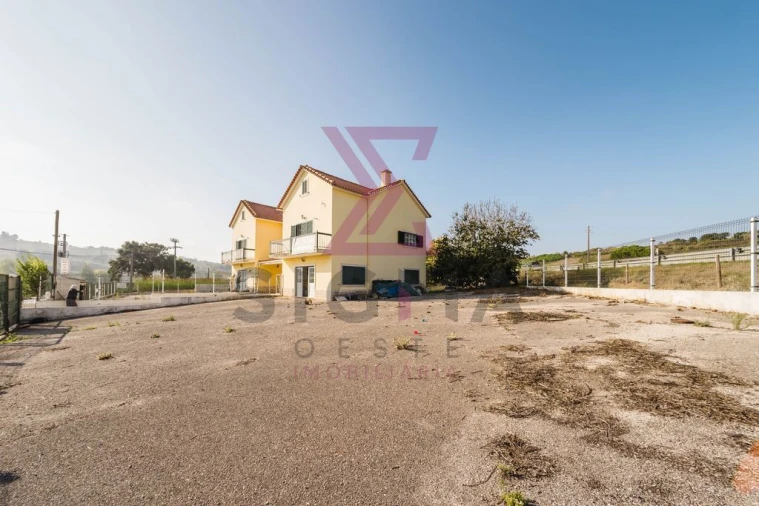 Moradia T3 para Venda em Roliça Foto 10