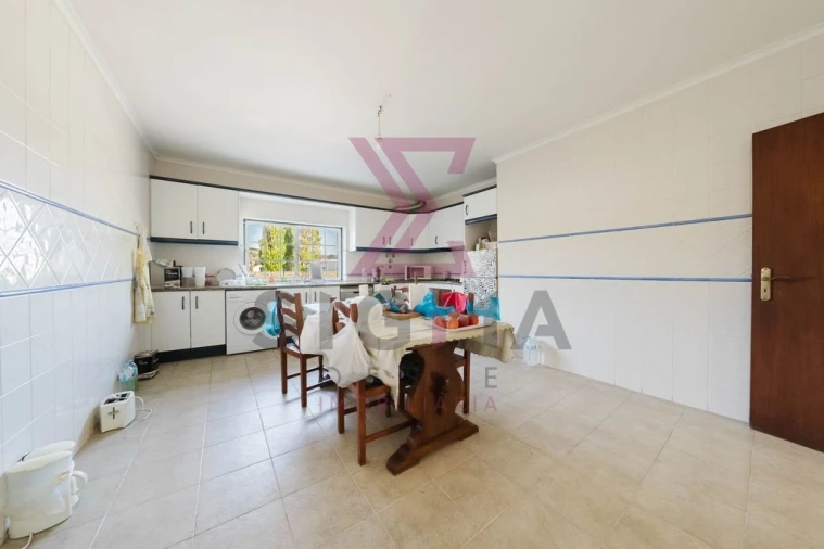 Moradia T3 para Venda em Roliça Foto 31