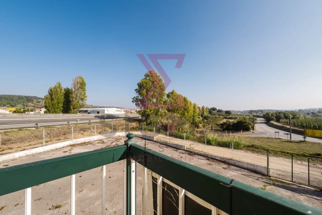 Moradia T3 para Venda em Roliça Foto 13