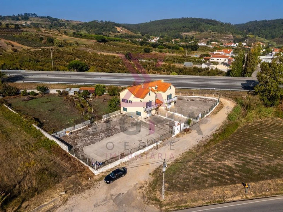 Moradia T3 para Venda em Roliça Foto 6