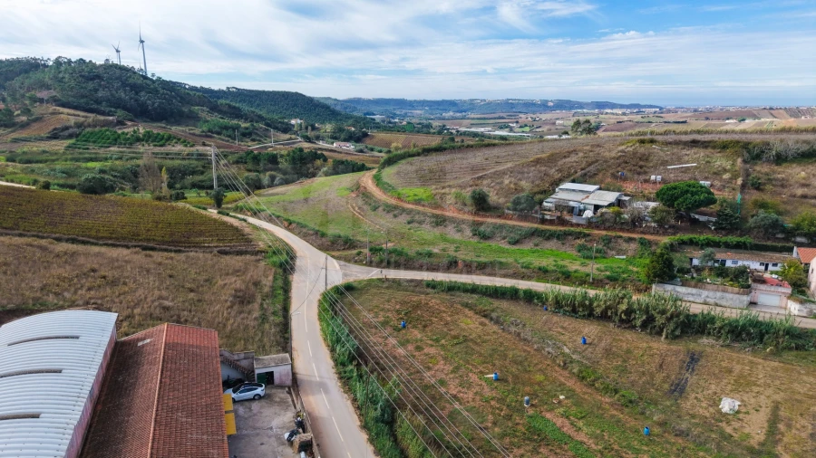 Terreno para Venda em Freiria Foto 1