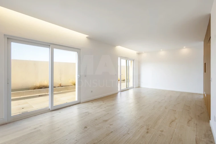 Moradia T2 para Venda em Atouguia da Baleia Foto 6