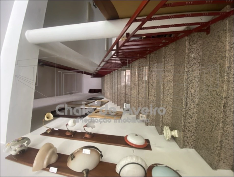 Loja para Venda em Aradas Foto 7