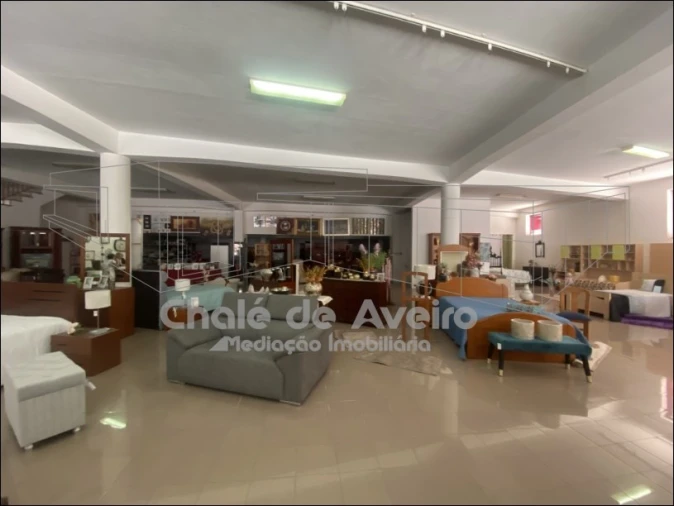 Loja para Venda em Aradas Foto 3