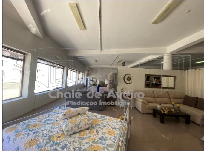 Loja para Venda em Aradas Foto 5