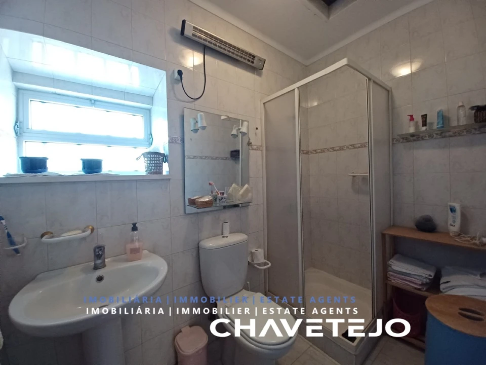 Moradia T4 para Venda em Madalena e Beselga Foto 7