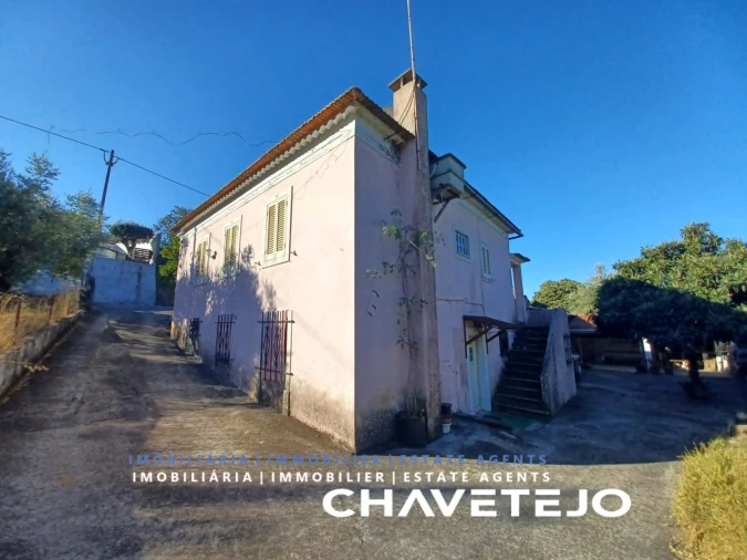 Moradia T4 para Venda em Madalena e Beselga Foto 1