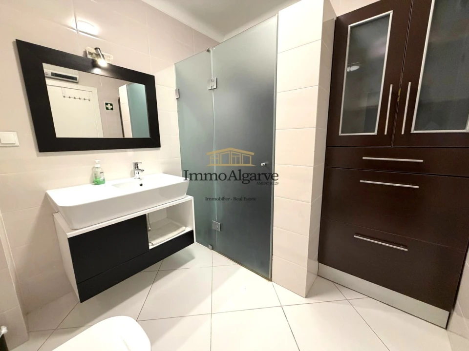 Apartamento T4 para Venda em Albufeira e Olhos de Água Foto 20