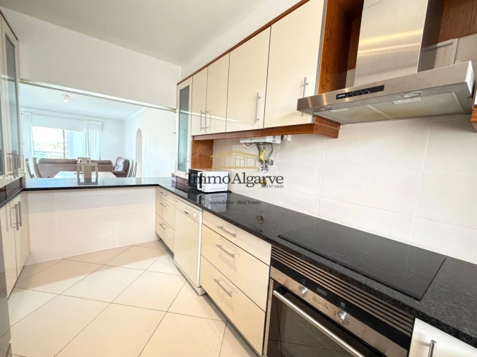 Apartamento T4 para Venda em Albufeira e Olhos de Água Foto 3