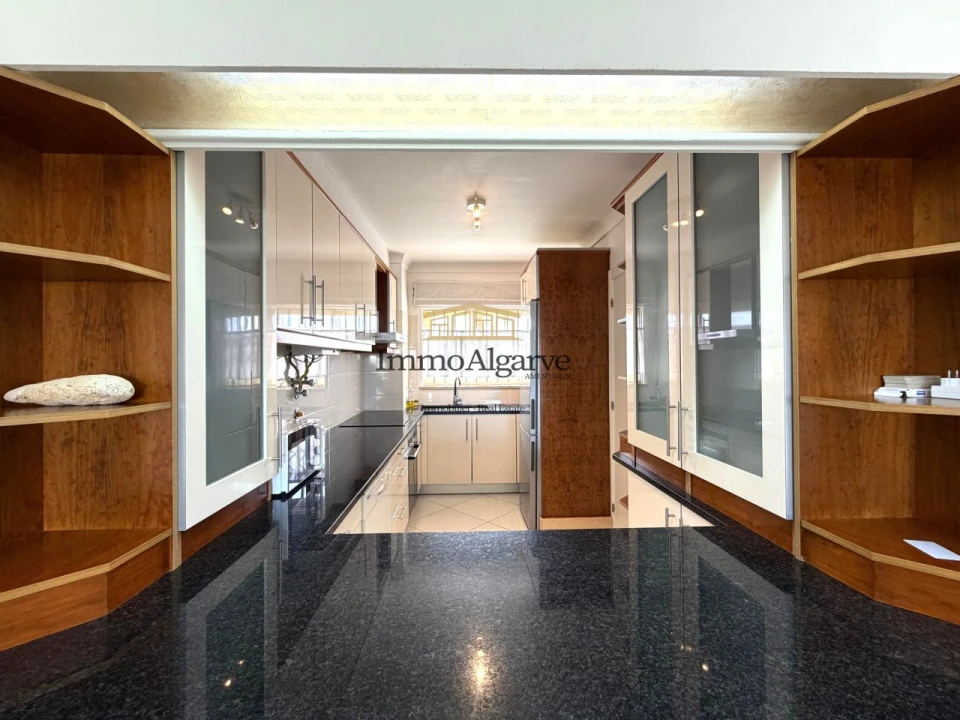 Apartamento T2 para Venda em Albufeira e Olhos de Água Foto 7