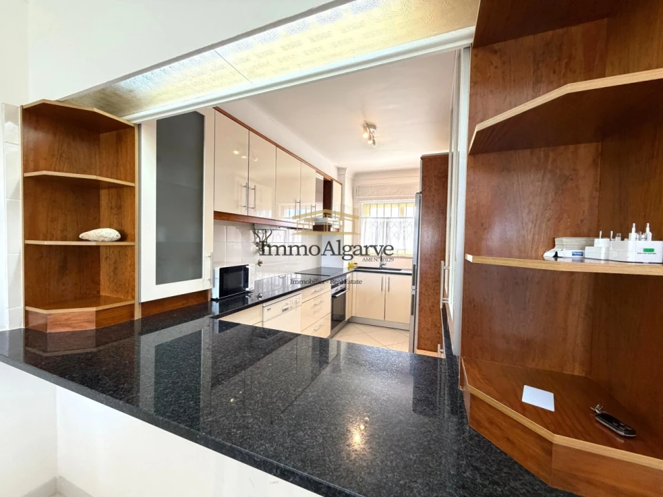 Apartamento T2 para Venda em Albufeira e Olhos de Água Foto 8