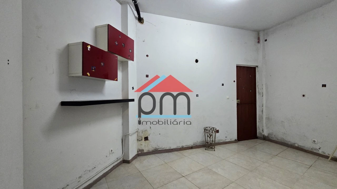 Loja para Venda em Monção e Troviscoso Foto 7