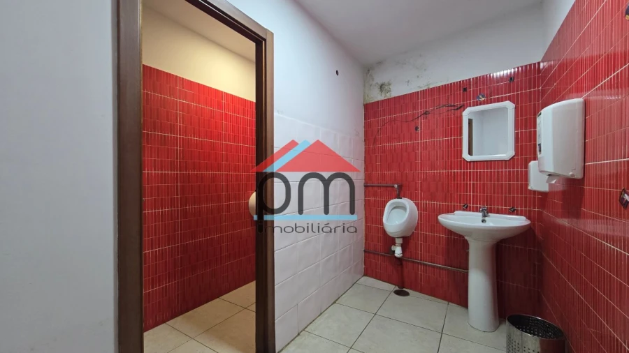 Loja para Venda em Monção e Troviscoso Foto 9