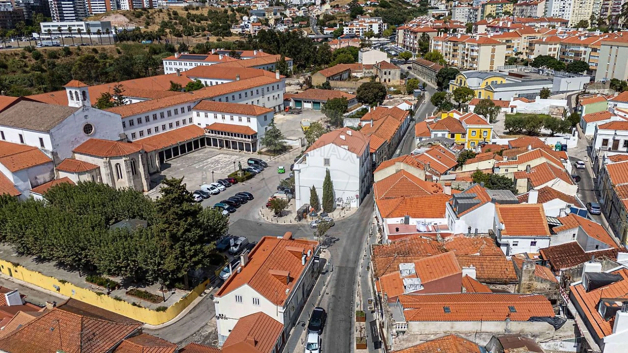 Prédio para Venda em Odivelas Foto 23