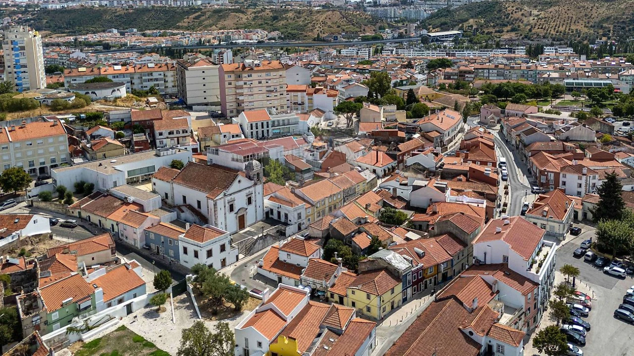 Prédio para Venda em Odivelas Foto 24